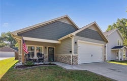 1141 S Main Street, Ottawa, KS 66067