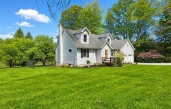 345 Meadow Drive, Johnstown, PA 15905