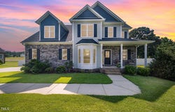 141 Vibernum View, Four Oaks, NC 27524