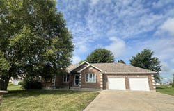 2541 Cypress Dr., Marshall, MO 65340