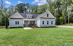 7069 Autumn Peak Cir, Hanover, VA 23116