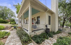 407 Crestview Dr, Marble Falls, TX 78654