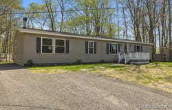 1829 Hayes Street, Marne, MI 49435