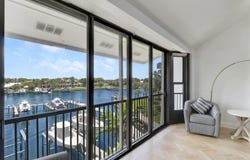 543 Bay Colony Drive N, Juno Beach, FL 33408