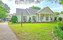 154 PERKINS, Memphis, TN 38117