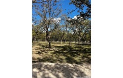 440 Red Wright Rd, Leakey, TX 78873