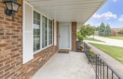 851 Circle Drive, London, OH 43140