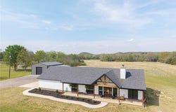 3107 E Mckenzie AVE, Pocola, OK 74902