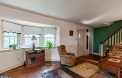 911 CHURCH RD, ORELAND, PA 19075