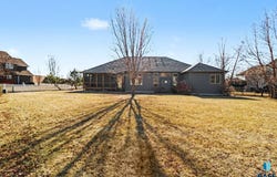 1004 Laquinta St, Sioux Falls, SD 57108