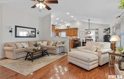807 Shoshoni Drive, Springfield, IL 62711