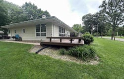 209 Mulford Drive, Iowa Falls, IA 50126