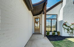 805 N 6th Circle, Wolfforth, TX 79382