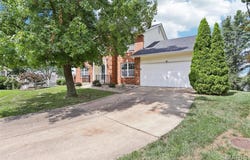 25 Whinhill Court, St Peters, MO 63304