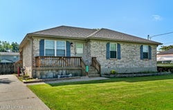 218 HOWLETT Dr, Shepherdsville, KY 40165