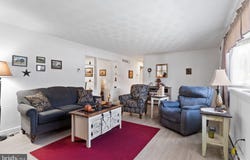 24 BOEING Road, NEW CUMBERLAND, PA 17070