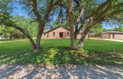 620 W Aquarius Court, Granbury, TX 76049