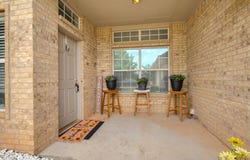 404 S Pointe Lane, Mustang, OK 73064