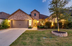 9700 Boulder Point Road, Oak Point, TX 75068