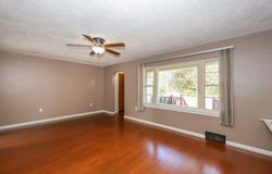 308 W Mulberry Street, South Whitley, IN 46787-1261