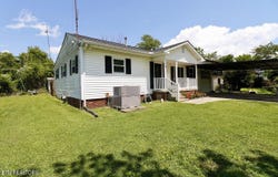 2620 Marshall St, Maryville, TN 37804