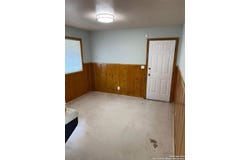 1603 1st, ZAPATA, TX 78076