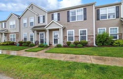 10421 Paramount Way, Cedar Lake, IN 46303