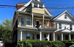 212 Voss Ave, Yonkers, NY 10703