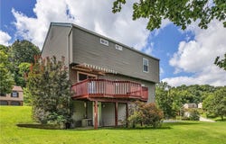 156 Dinwiddie Dr, New Kensington, PA 15068