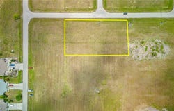 1704 NE 21st Street, Cape Coral, FL 33909