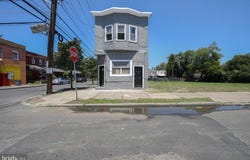 801 FAIRVIEW STREET, CAMDEN, NJ 08104