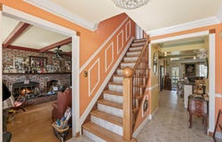 5 Woodrise Court, East Northport, NY 11731