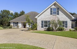 208 Old Bay Lane, Bay Saint Louis, MS 39520