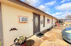 1101 N Bridge, Henrietta, TX 76365