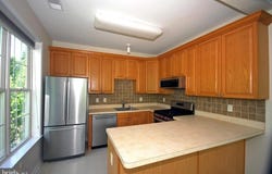 12 KYLE WAY, EWING, NJ 08628
