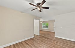 702 CAMELLIA Court, SEFFNER, FL 33584