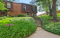 13556 Coliseum Drive, Chesterfield, MO 63017
