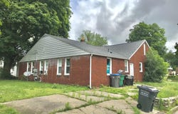 805 Michigan Avenue, Sturgis, MI 49091