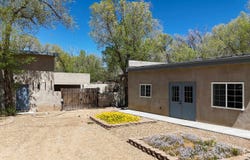 41 Ortiz Rd, Ranchos de Taos, NM 87557