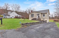 9 Emboden Avenue, Otisville, NY 10963