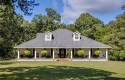 386 GARNET Street, Pineville, LA 71360