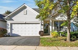 13732 Pineview Drive, Huntley, IL 60142