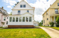 1047 Hawthorne Street, Youngstown, OH 44502