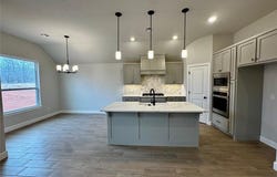 1312 Lighthorsemen Way, Choctaw, OK 73020