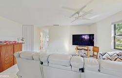 2113 NE 11th Ave, Wilton Manors, FL 33305