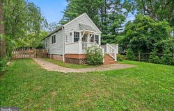 87 W PROSPECT STREET, HOPEWELL, NJ 08525