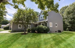 9 Independence Drive, Foxboro, MA 02035