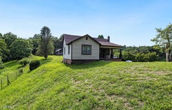 2911 Kingdom Road, Duffield, VA 24244
