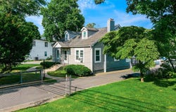 85 cocoanut Street, Central Islip, NY 11722