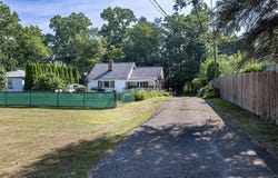 311 CLIFTON Drive, Erie, PA 16505
